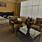 莫尼克酒店 酒店 4*