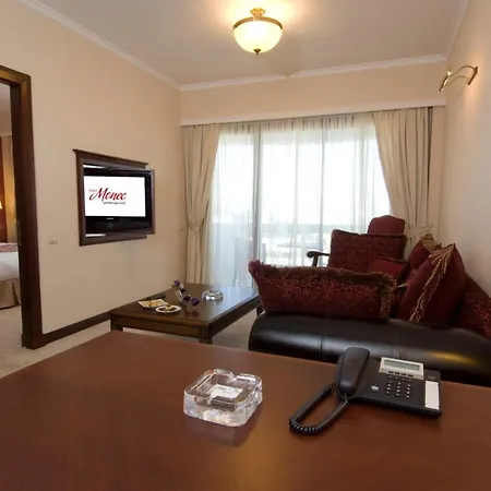 Hotell Monec 4*