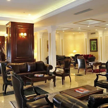 Monec Hotel 4*