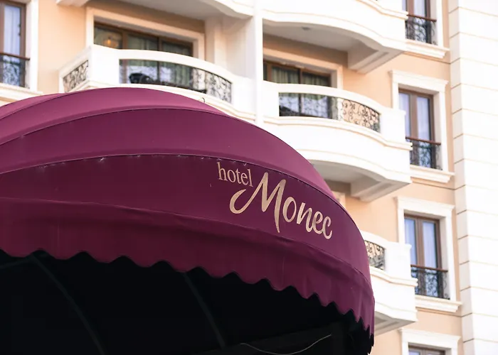 Monec Hotel