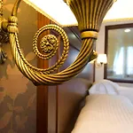 مونيك أنقرة